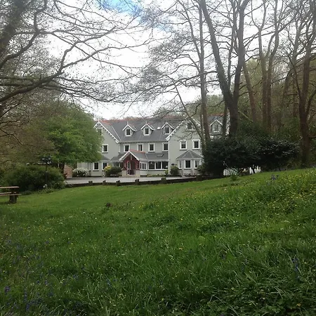 Gleann Fia Pensión 4*