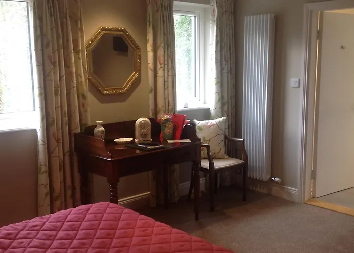 招待所 格任菲亚乡间别墅酒店 4*